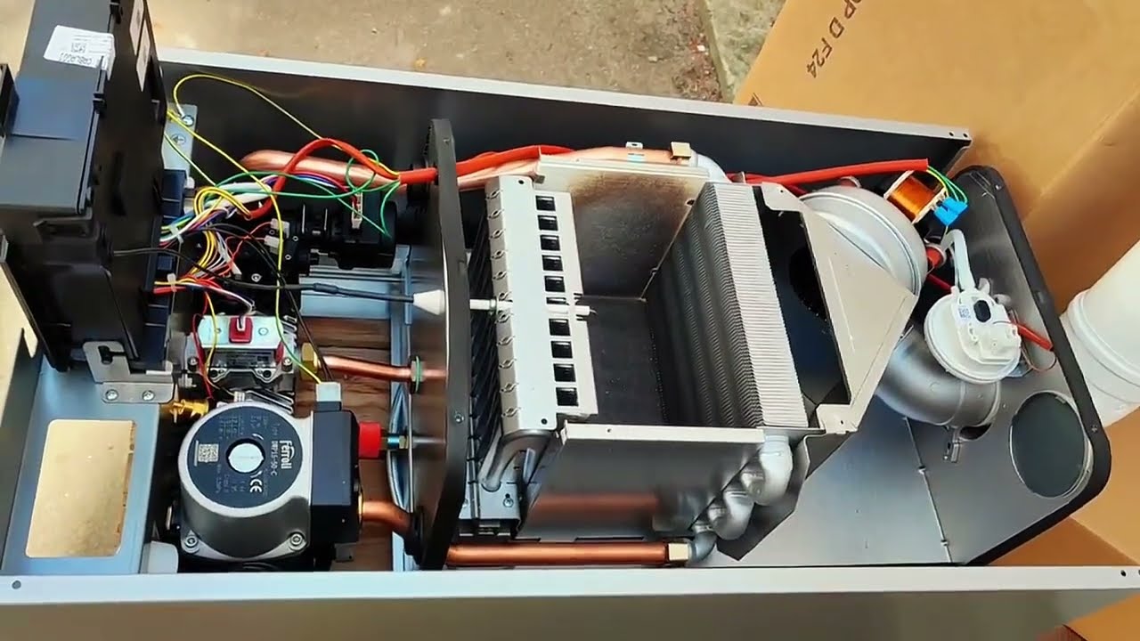 24kW🔥Ferroli DIVATOP D F турбо 2х контурный газ котел изнутри совет Тепло Без Газа #ferroli