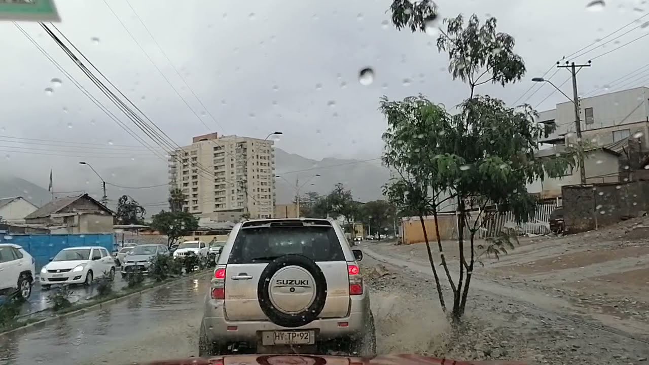 LLUEVE EN COPIAPÓ,   RECORRIDO EL CENTRO DE LA CIUDAD.