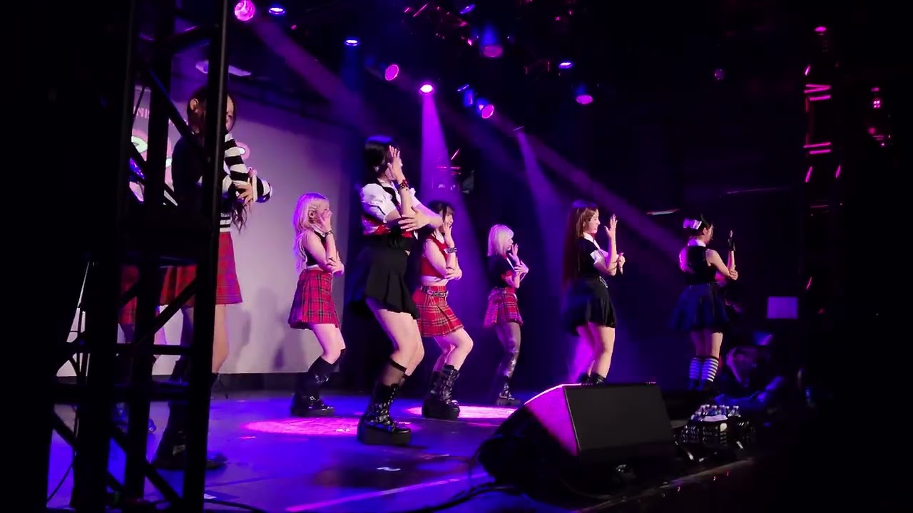 Unis (유니스) - 'Watchu Need' 4K Fancam 260227 Everlast Tour in Los Angeles