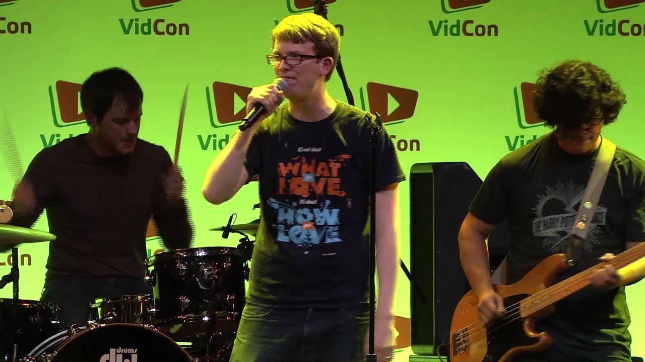 Hank Green & the Perfect Strangers - I Love Science (VidCon 2014)