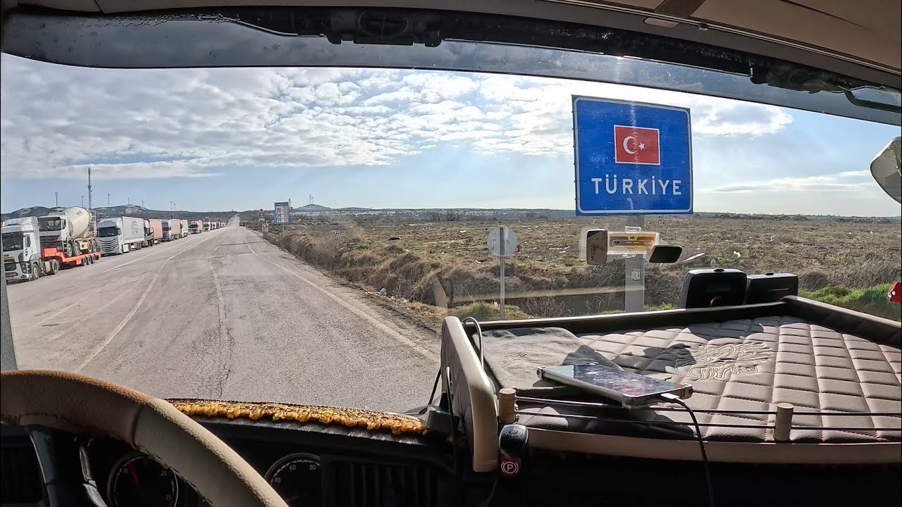 Truck Vlog - Crazy Bulgarian Road, and Hours of Waiting to Enter Turkey.