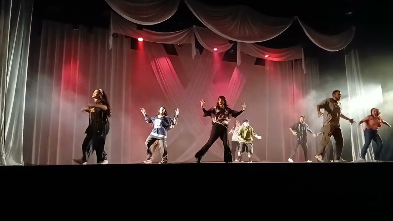 Apresentação de Dança para inspirar a Vida! Porque Vida é Movimento!