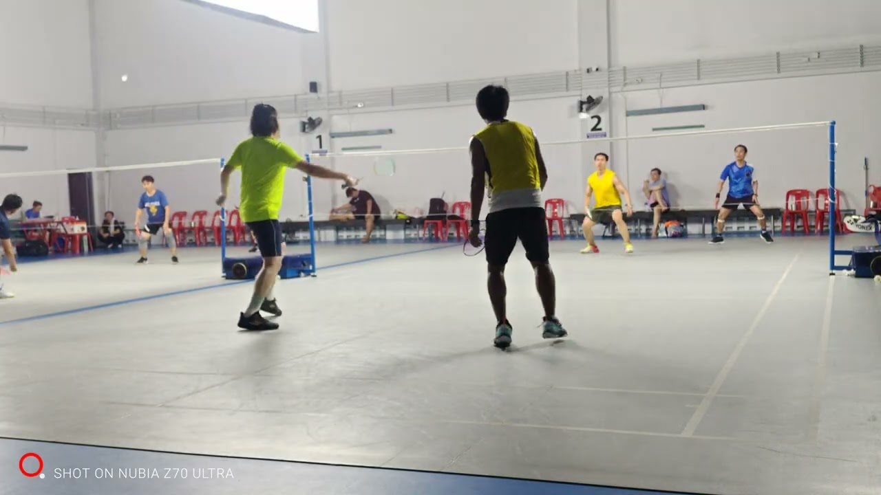 รีวิว lining axforce 100. 3U gen1 VS maxbolt gallant Tour 3u
