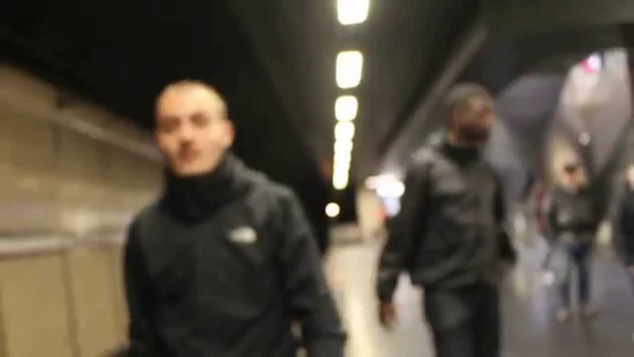Antifa übergriff am Düsseldorfer Hauptbahnhof - 02.10.2015
