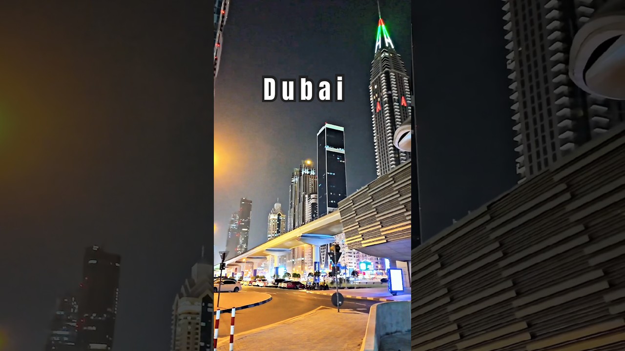 Dubai 😍🇦🇪#dubai #burjkhalifa #dubailfe #uae #travel #fyp #shorts #views