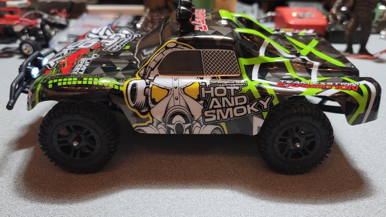 New 1/18 scale short course truck.