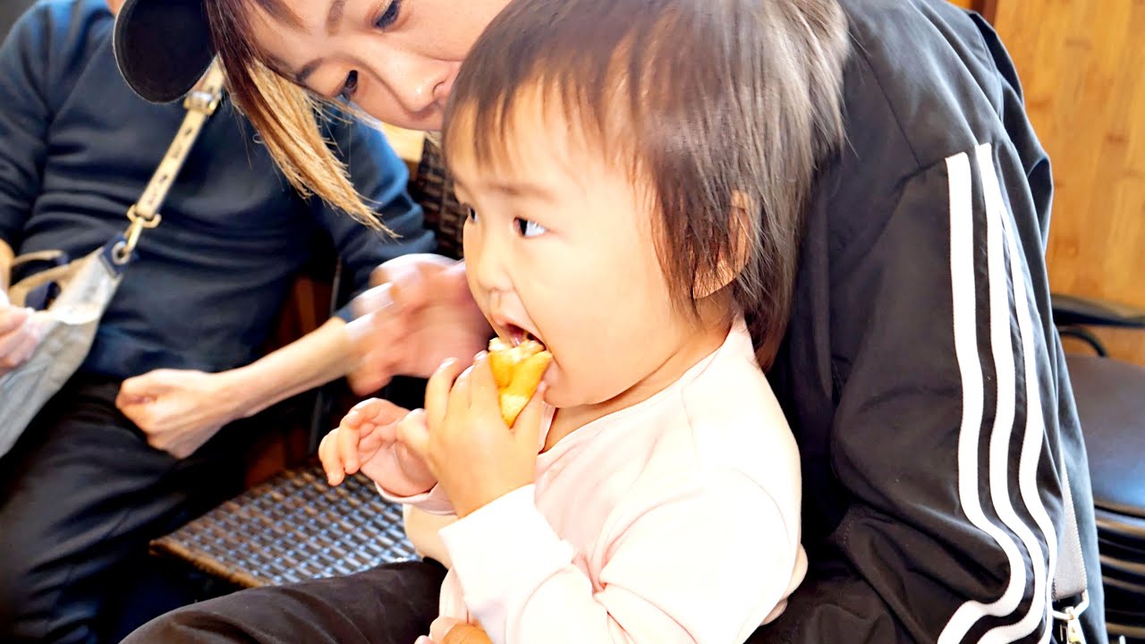 ここは絶対ハズせない！神戸屈指のクレープ職人夫婦の信じられない連携手捌き|Japanese Street Food