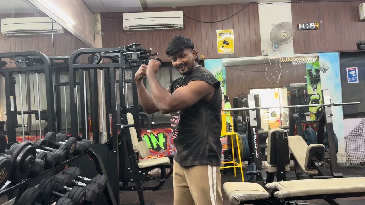 Biceps day 🦍