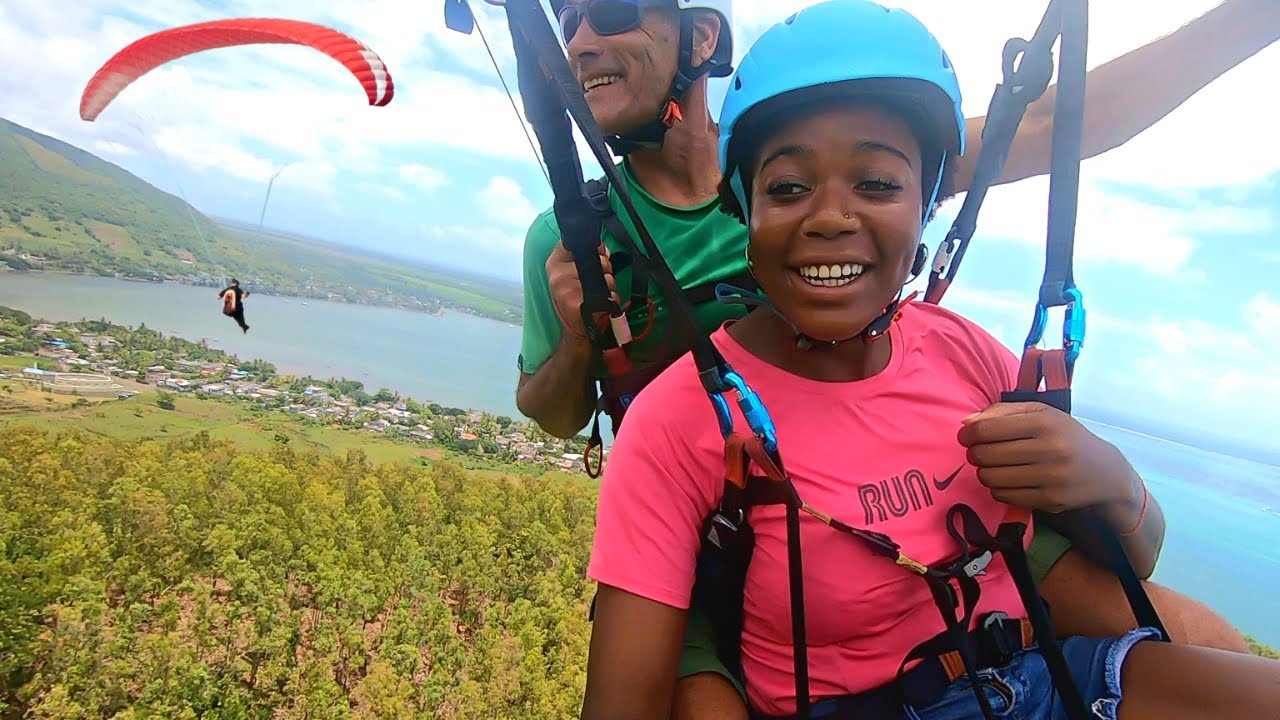 Epic paragliding in Mauritius