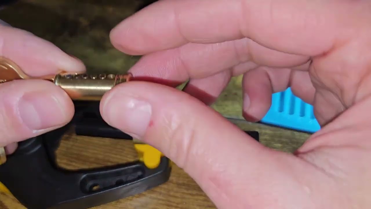 Master Lock 911 reassembled