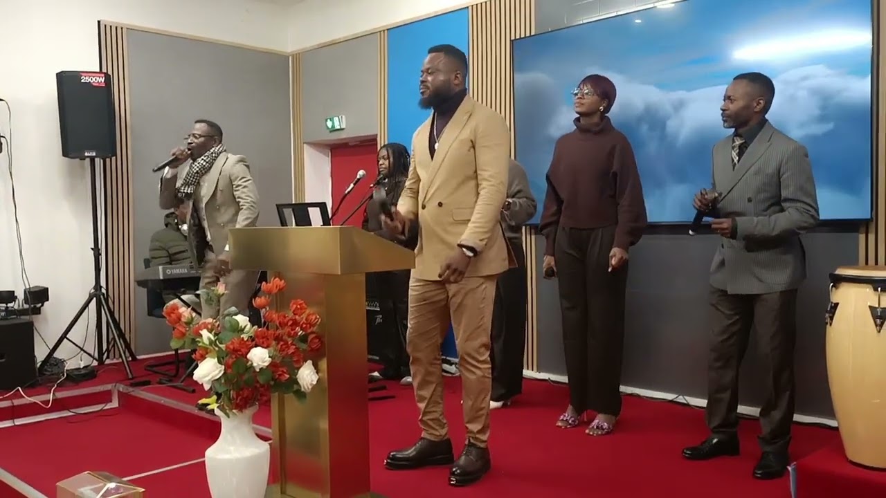 ARCHE DE GLOIRE ORLÉANS/CULTE DOMINICAL/RÉALISATION GISCARD MAKIANGI 