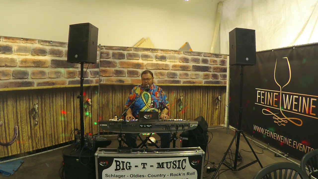 Amigos para Siempre, Big T Cover