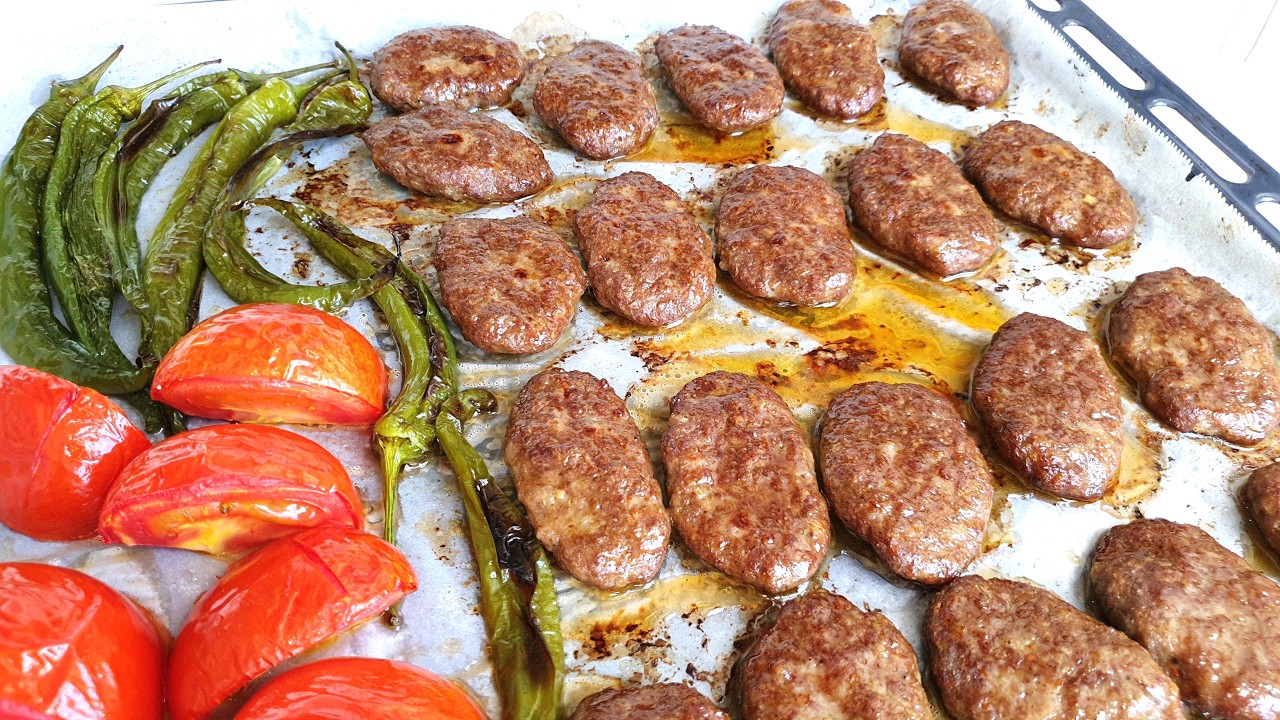 MUHTEŞEM KÖFTE TARİFİNİMİ ARIYORSUN ? TARİFİ BURADA!!