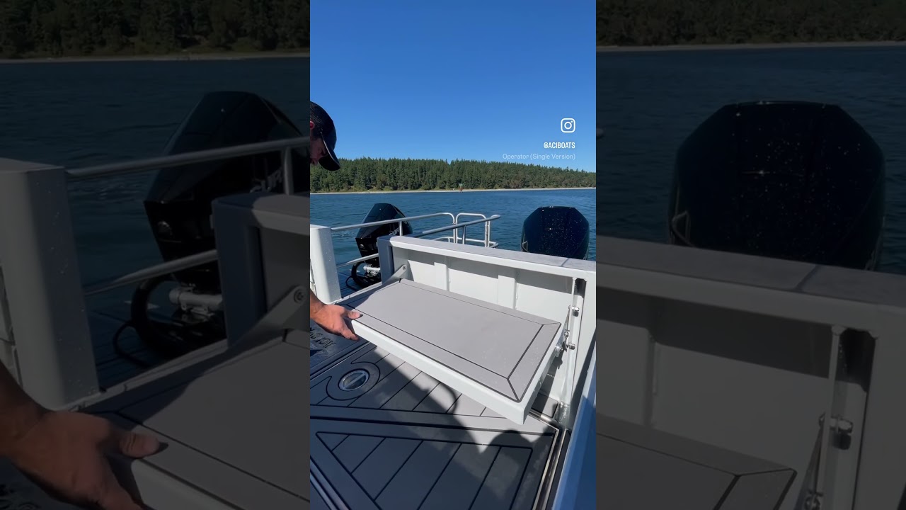 This ACI Transom Seat is a Smooth Operator