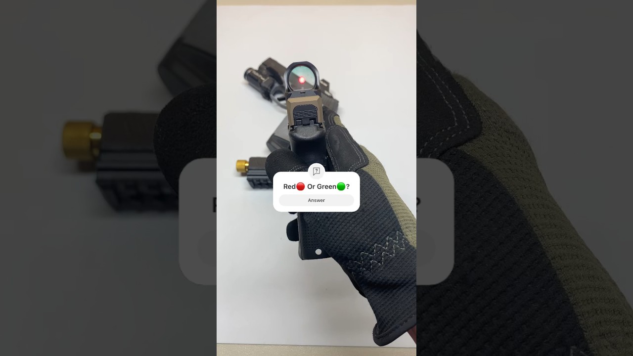 Red Dot или Green Dot? #шорты #reddot #holosun #greendot #glock