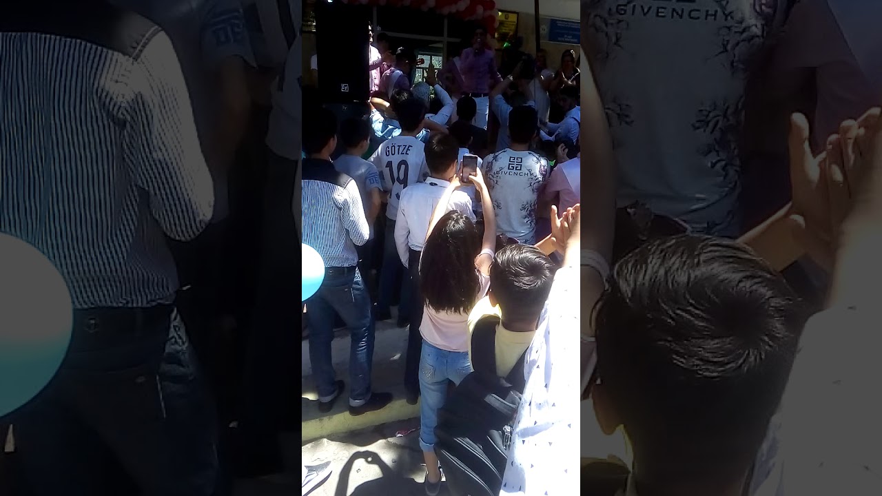 Sumqayit şəhər 15 saylı tam orta məktəb 11d sinifi son zəng