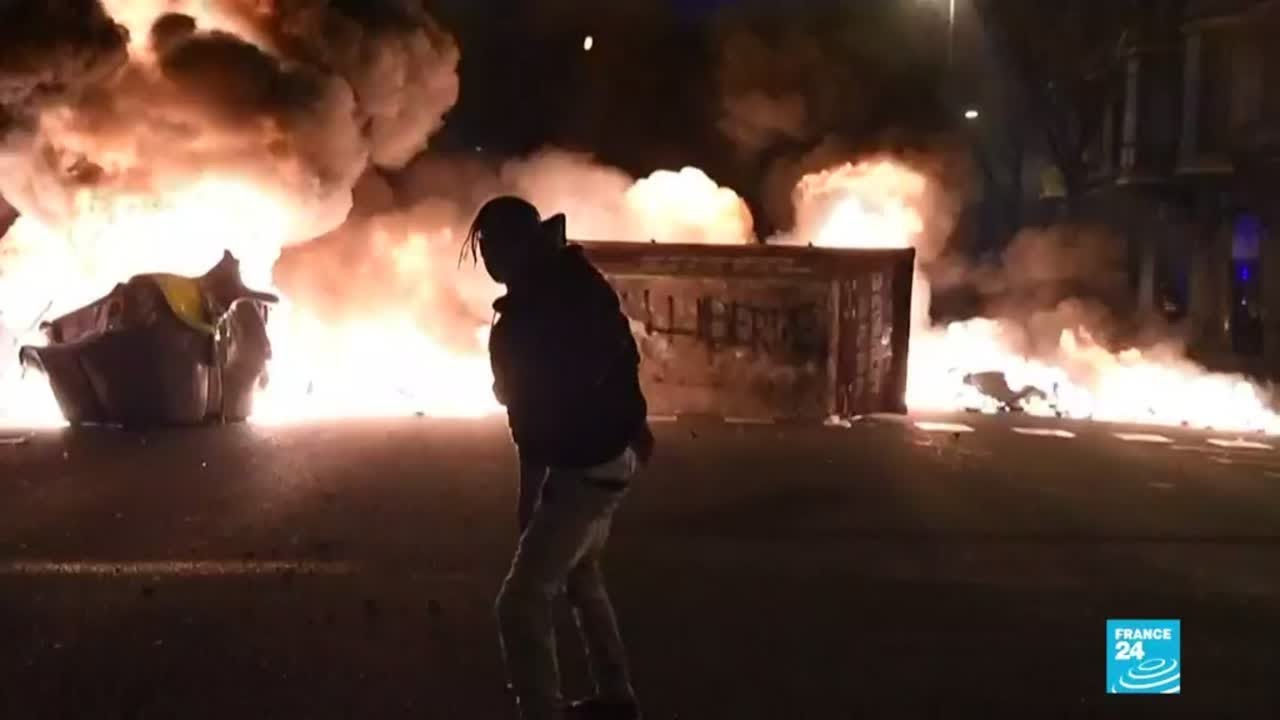 España: tercera noche de protestas por la detención del rapero Pablo Hasél