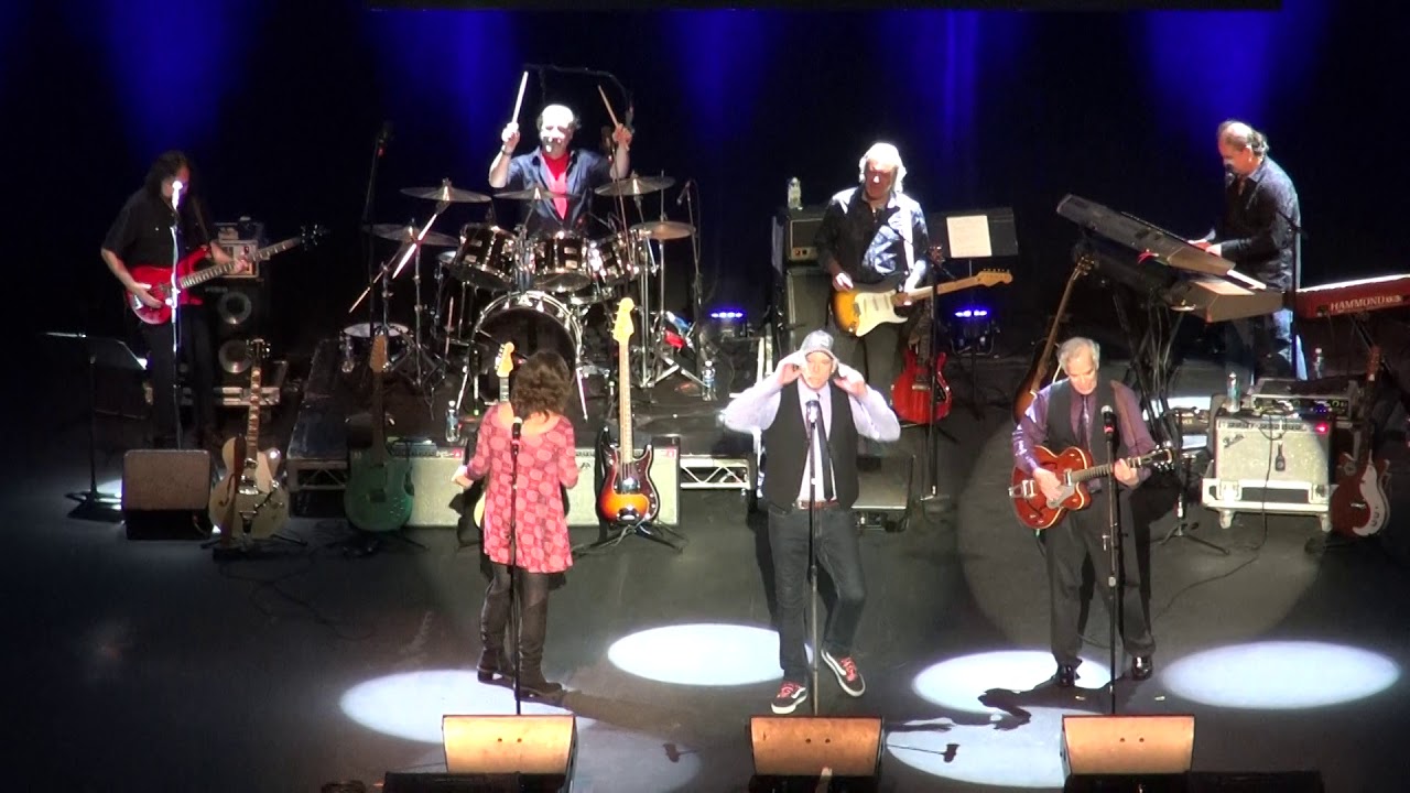 Happy Together 2017 in Beverly Hills with the Cowsills  - 07/15/17 - Hair