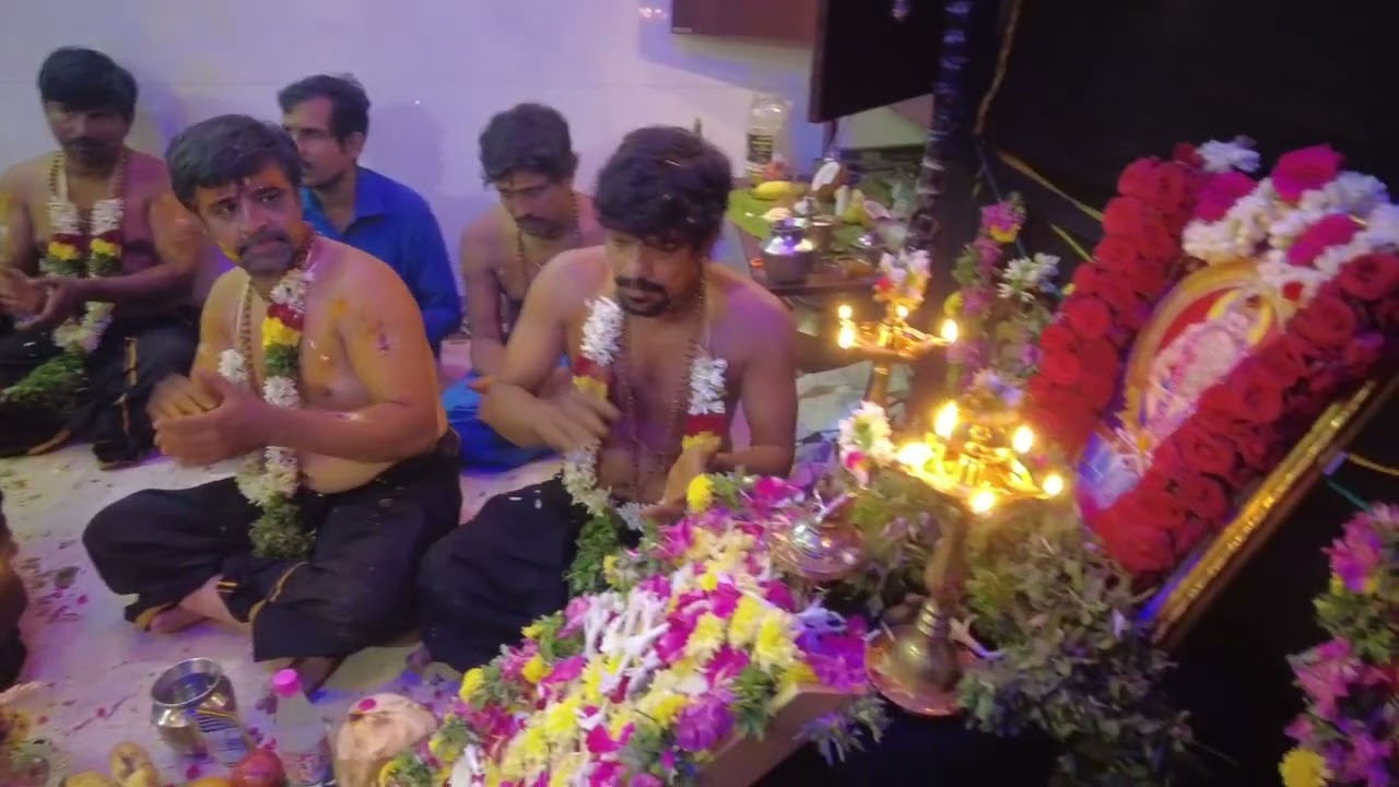 Ayyappan Bajani song Nilavil olievisum kanni bajanai madurai