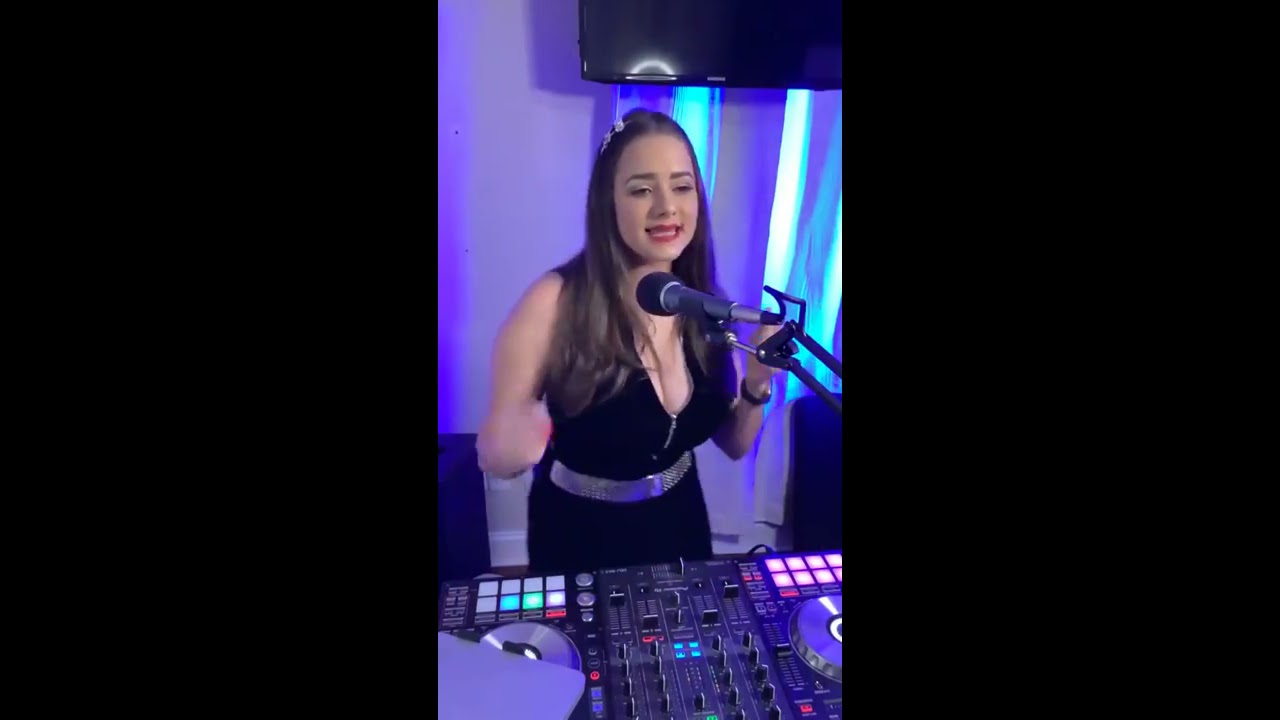 ♥️Dj Carolina 🔴 En Vivo 🔴 El Macaneo 🔴 Party Virtual🔥🔥 04 Noviembre 2020
