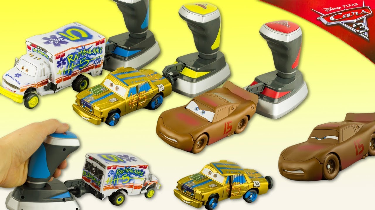 Disney Cars 3 Crazy 8 Thunder Hollow Demolition Crash Set Flash McQueen Disneystore Jouet Review