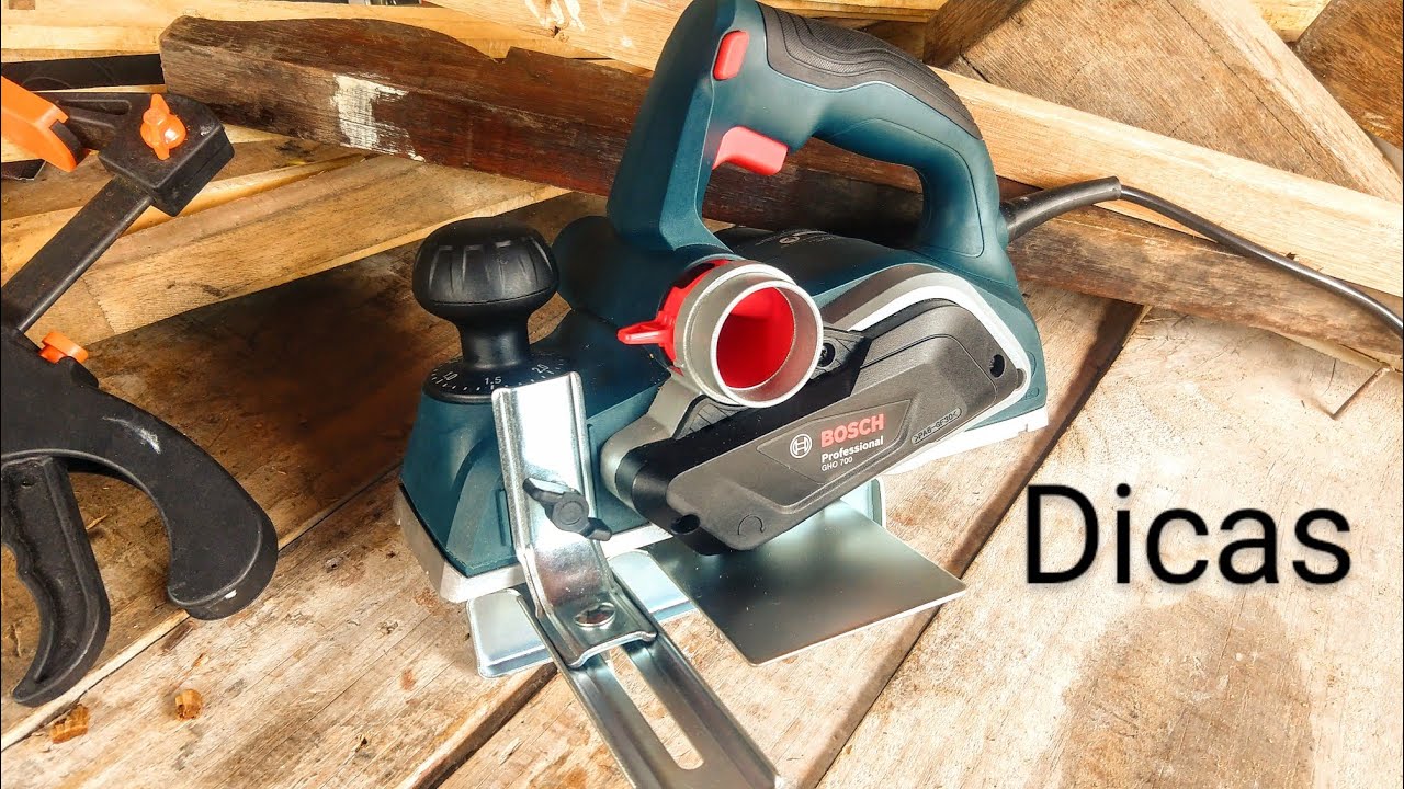 Algumas Dicas De Manuseio Da Plaina Elétrica Bosch, Trocando as lâminas