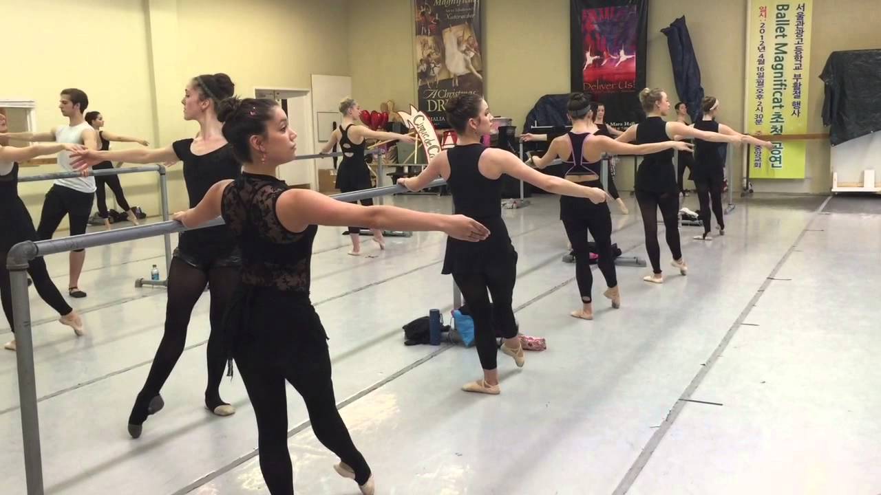 Trainee Level Ballet Technique Class - Rond De Jambe Combination