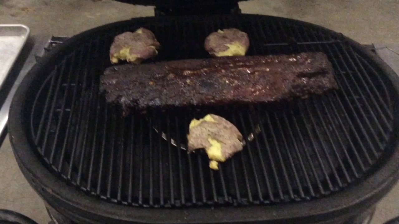 Baby Back Ribs On The Primo XL