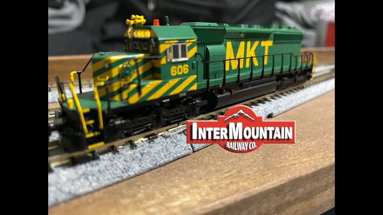 Product Review - N Scale Intermountain SD40-2  DCC Loksound in MKT colors. Trains with Shane Ep51