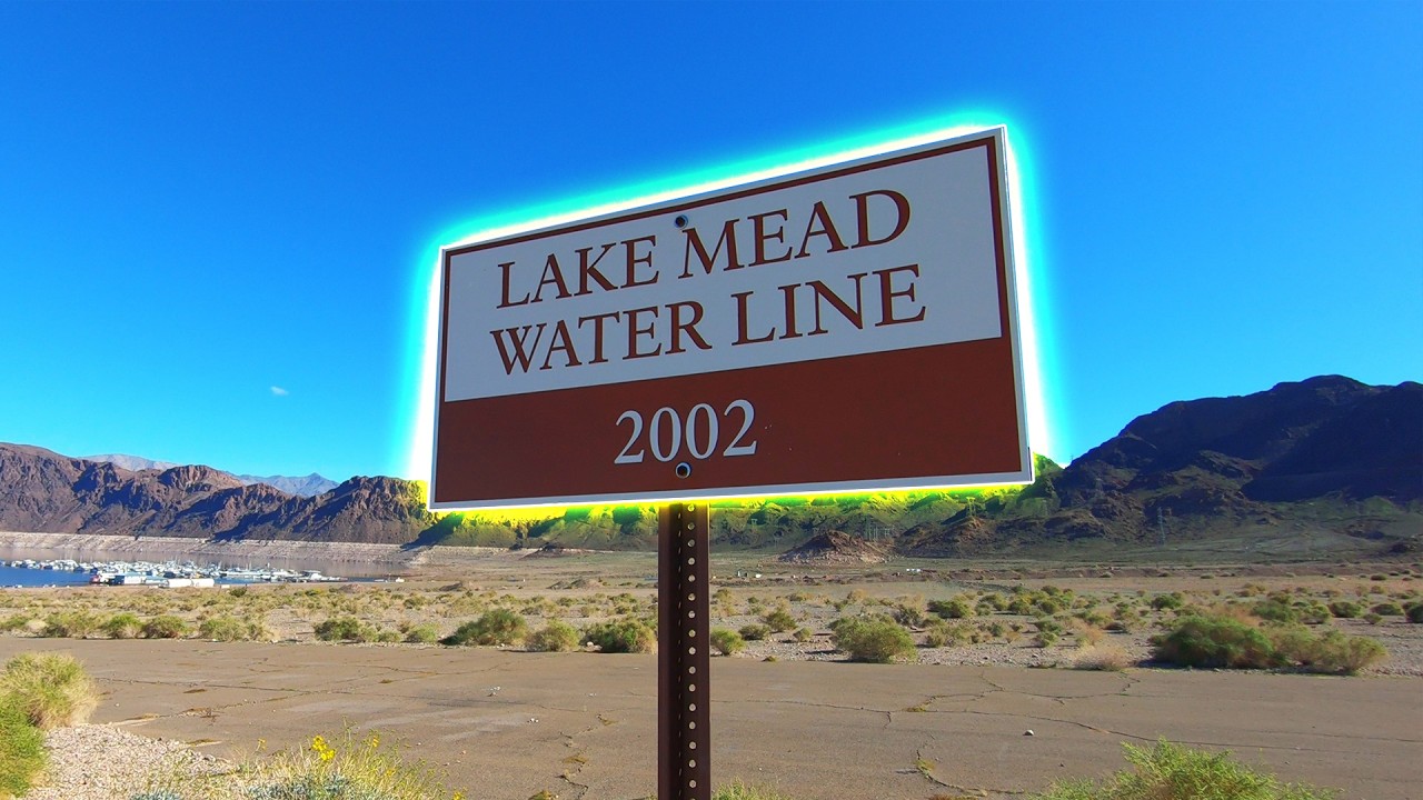 Уровень воды и отметки засухи на спусковой площадке гавани Лас-Вегаса на период 2000-2026 гг. #оз...