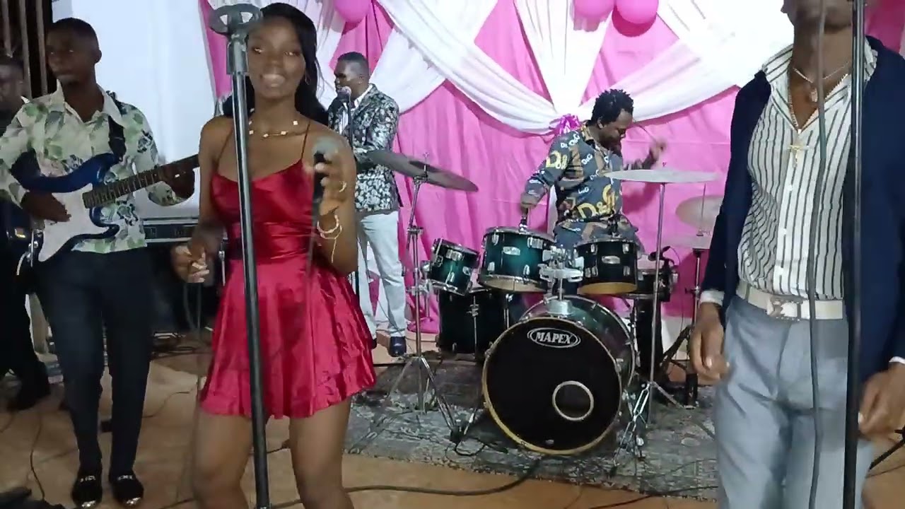 Wepa mizik djaz moun bainet pa negosye a.
