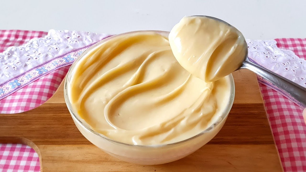 CREME DE CHOCOLATE BRANCO. Recheio e Cobertura de Bolo Fácil.