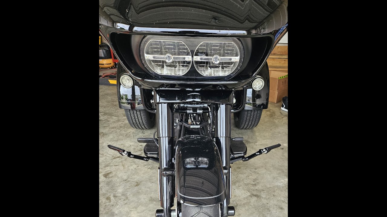 2024 Road Glide 3 Ciro Highway Pegs: Life of Trike (RG3)