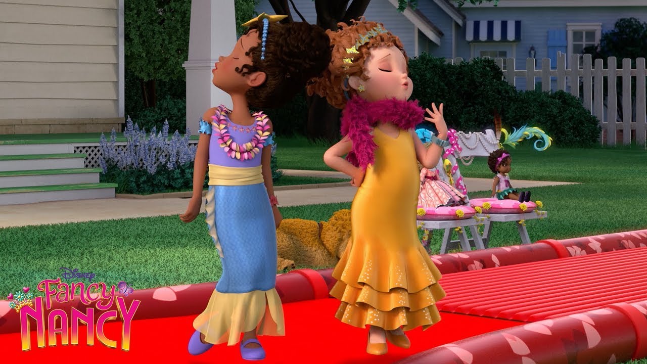 How to Have a Fashion Show | Fancy Nancy | Disney Junior