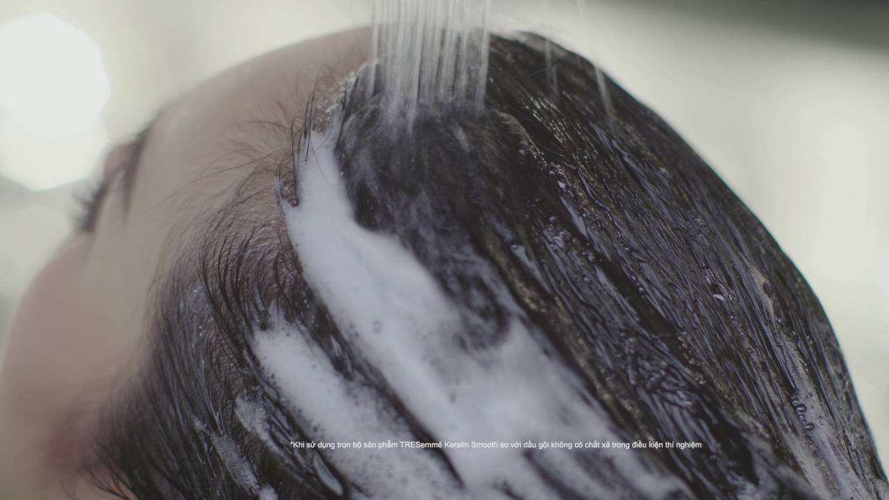TRESEMME EQUIP Keratin Smooth