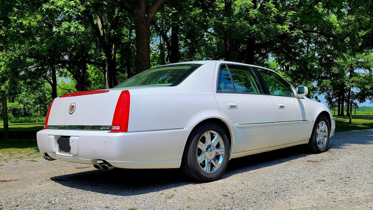 Cadillac DTS 2006 года: Я обожаю эту машину!