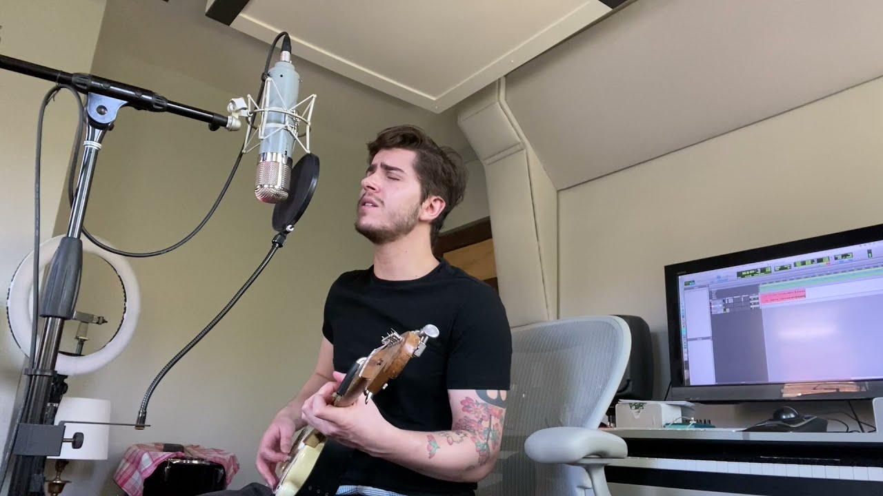 Simon Lunche - Red Delicious (Official Solo Live)