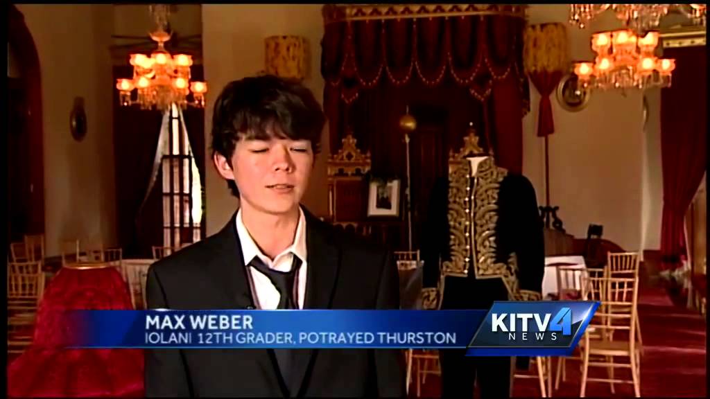 Students turn Iolani Palace into courtroom for overthrow trial reenactment