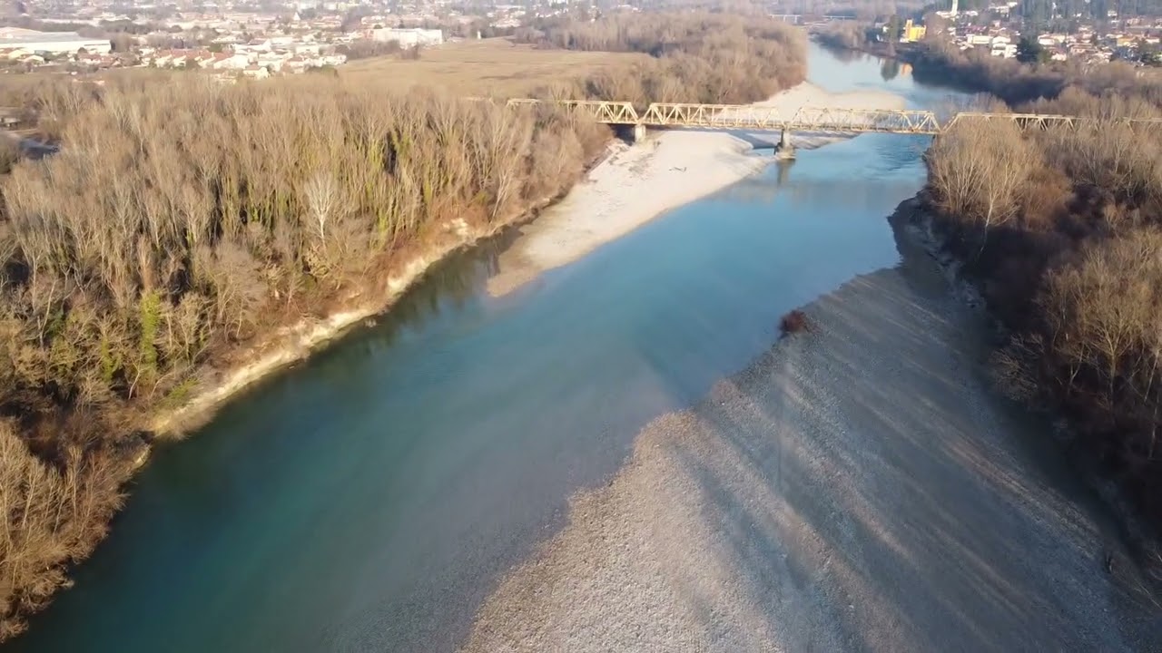 Gradisca d'Isonzo ponte di ferro con drone