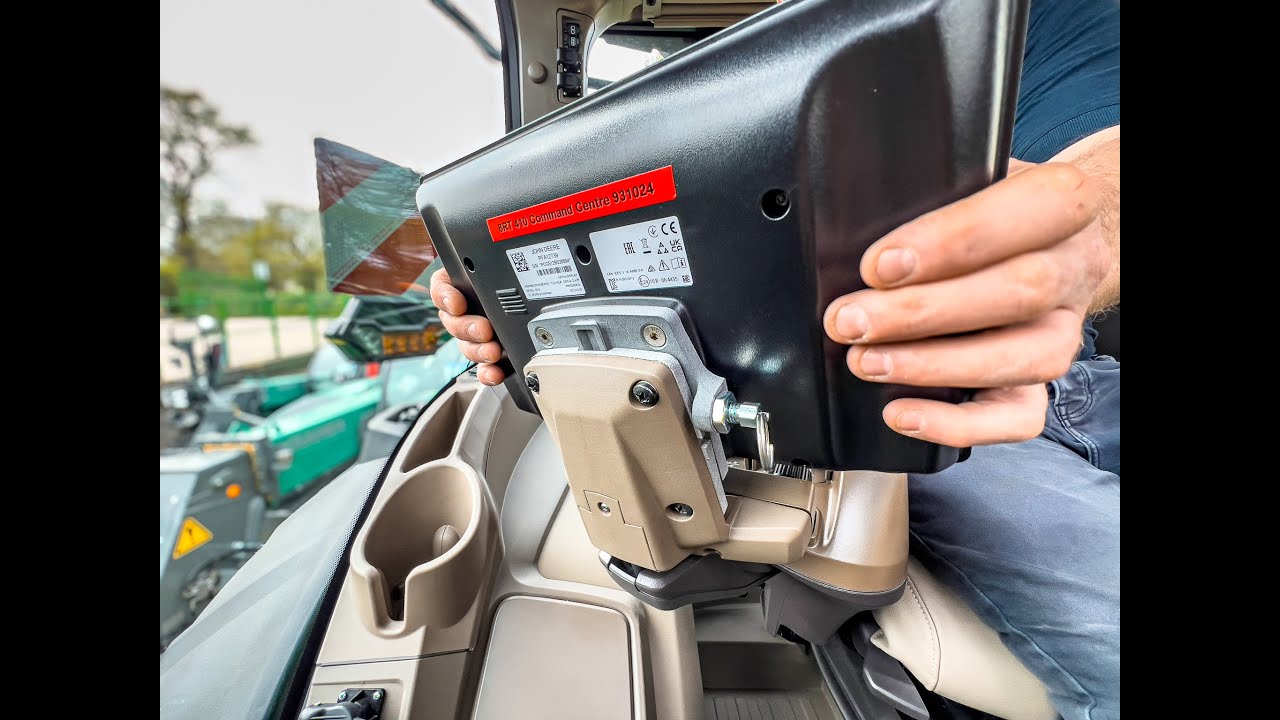 Install the ScreenSaver Bracket for John Deere Tractors: Quick Guide for Gen 4 & Gen 5 Screens!