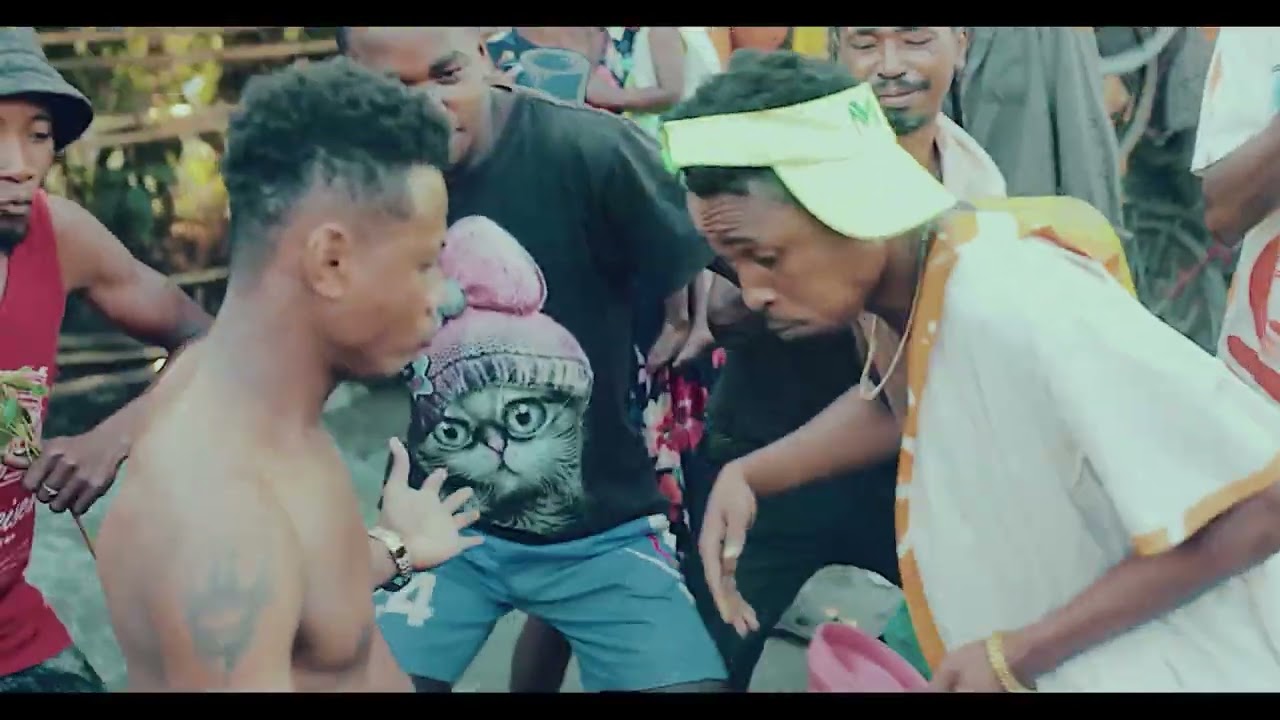 KARATA__Mila Rano (Clip Officiel 2025 Nouveautés Gasy)