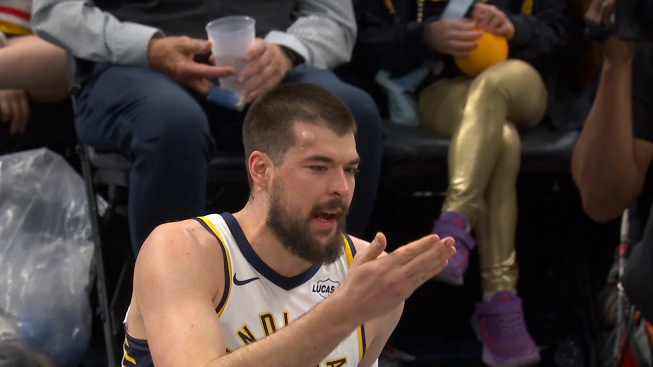 Pacers' Ivica Zubac leaves Blazers game after goose egg to forehead from Clingan, out for season