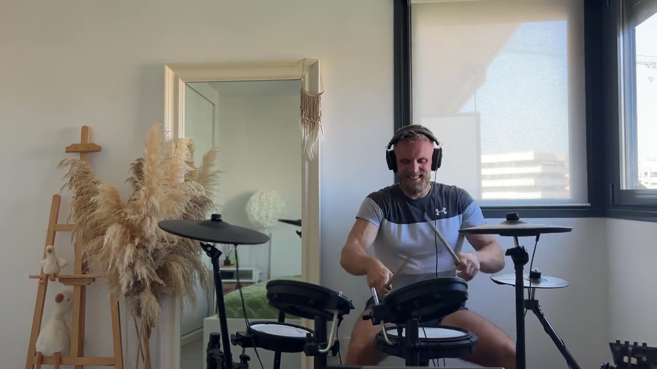 Arctic Monkeys - R U MINE (drum cover)