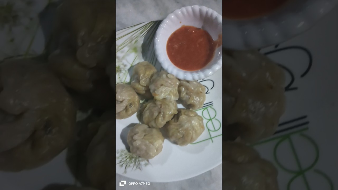 প্রথমবার মোমো বানিয়েছি