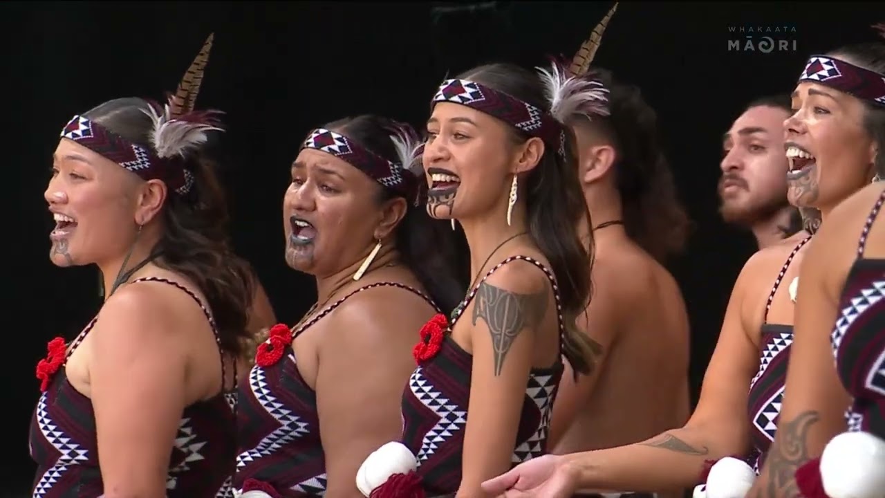 Te Kapa Haka o Ngāti Whakaue | Whakawātea