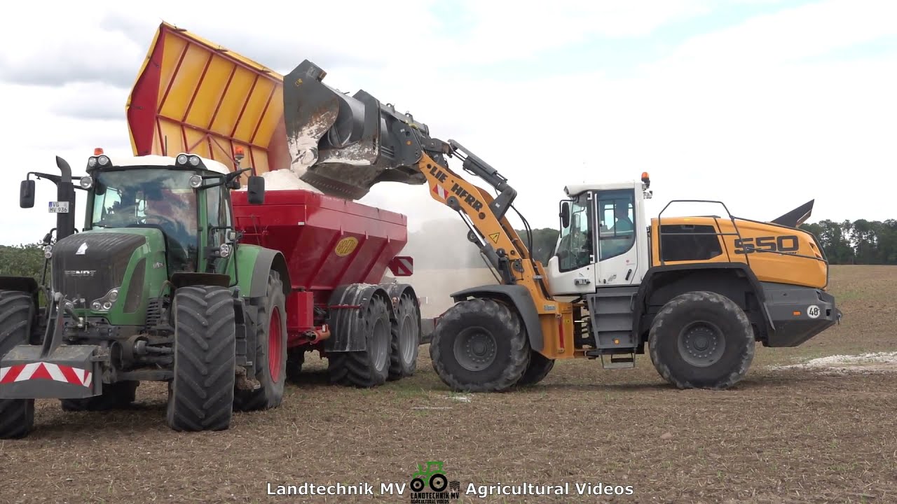 Fendt - Bredal - Liebherr / Kalk Streuen - Spreading Lime  2021