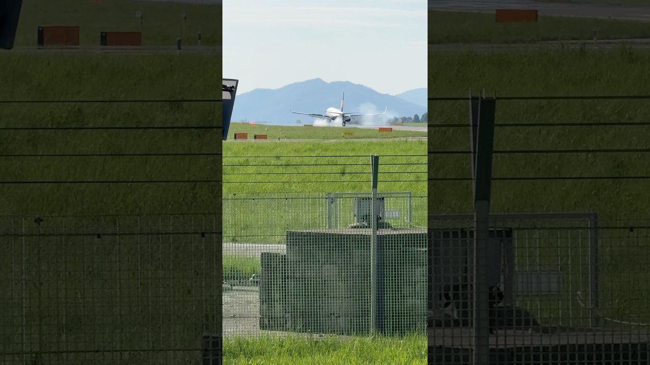 Ryanair Heavy landing at BGY Milano Bergamo airport #ryanair #landing