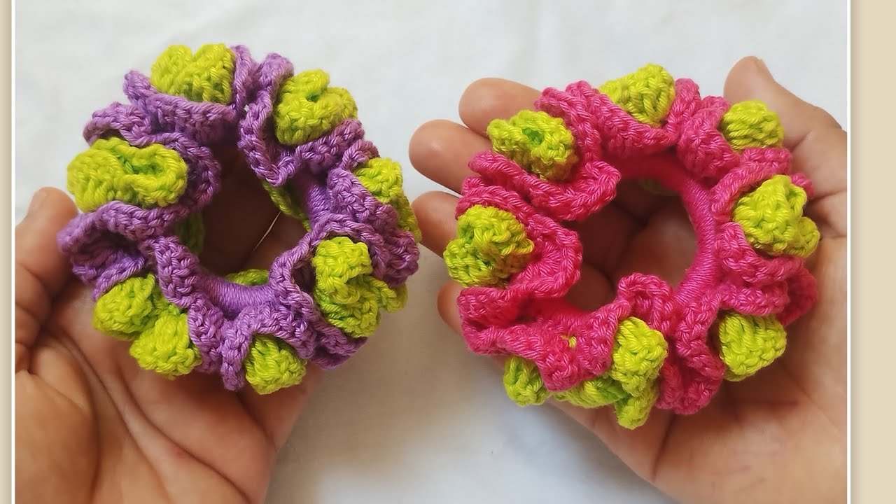 Xuxinhas de crochê com duas cores - crochet scrunchie 