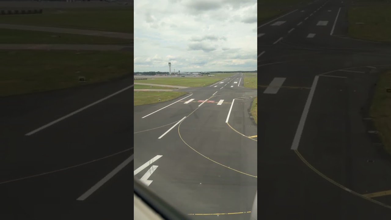 Amazing landing #shorts #travel #dublin #ireland #irish #landing  #flight #flightvideo