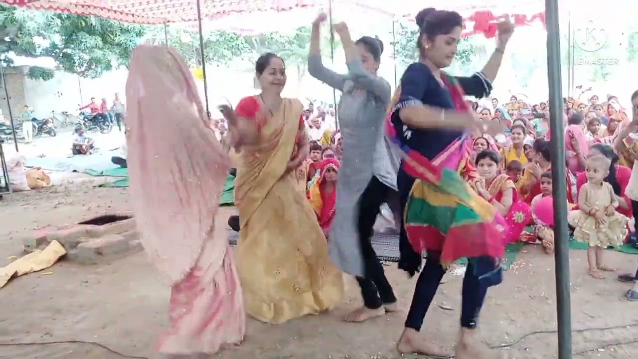 श्री मद भागवत कथा का तृतीय दिवस ग्राम शिवलाल की मड़ैया कानपुर देहात